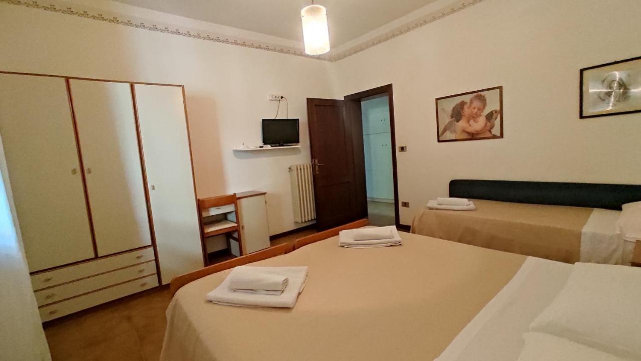 Hotel De Amicis Ριτσόνε Εξωτερικό φωτογραφία