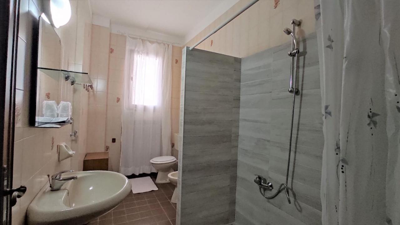 Hotel De Amicis Ριτσόνε Εξωτερικό φωτογραφία
