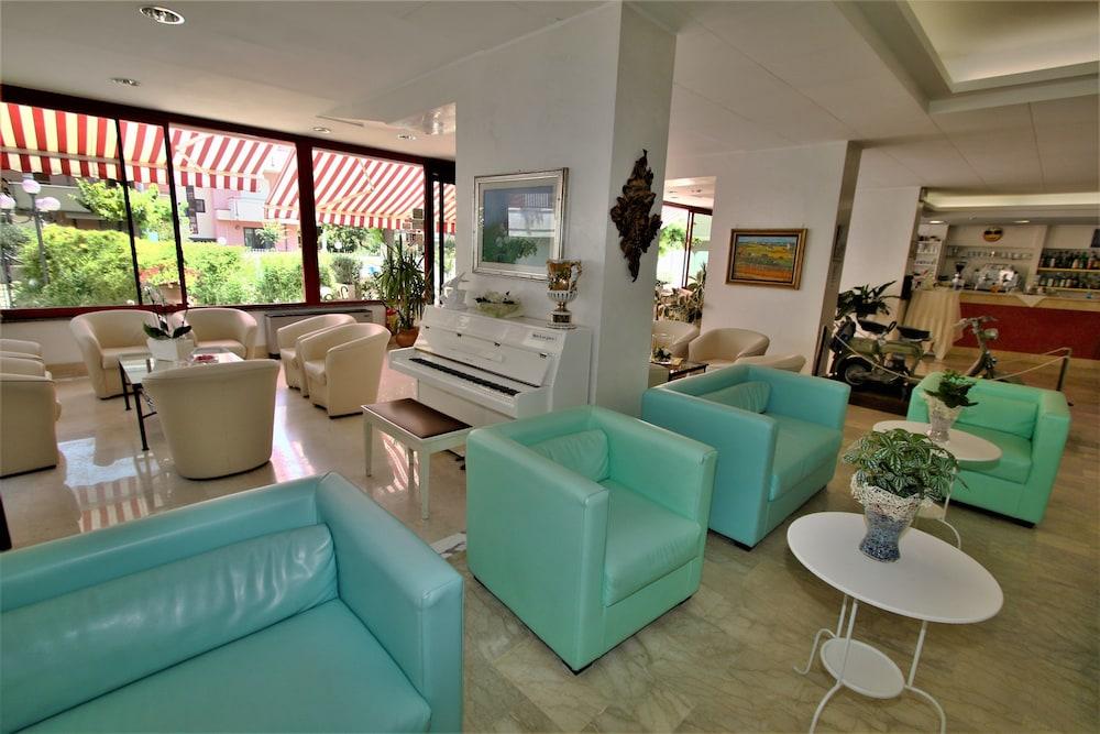 Hotel De Amicis Ριτσόνε Εξωτερικό φωτογραφία