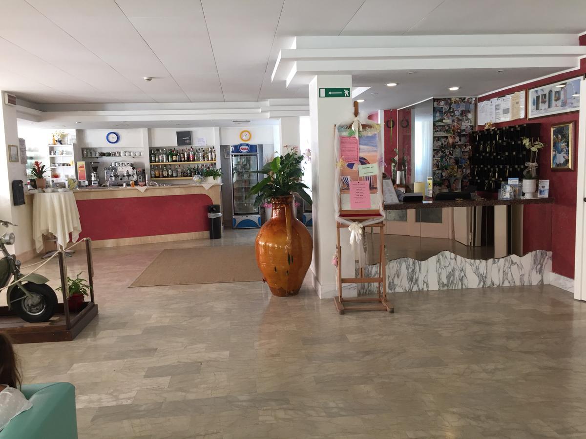 Hotel De Amicis Ριτσόνε Εξωτερικό φωτογραφία