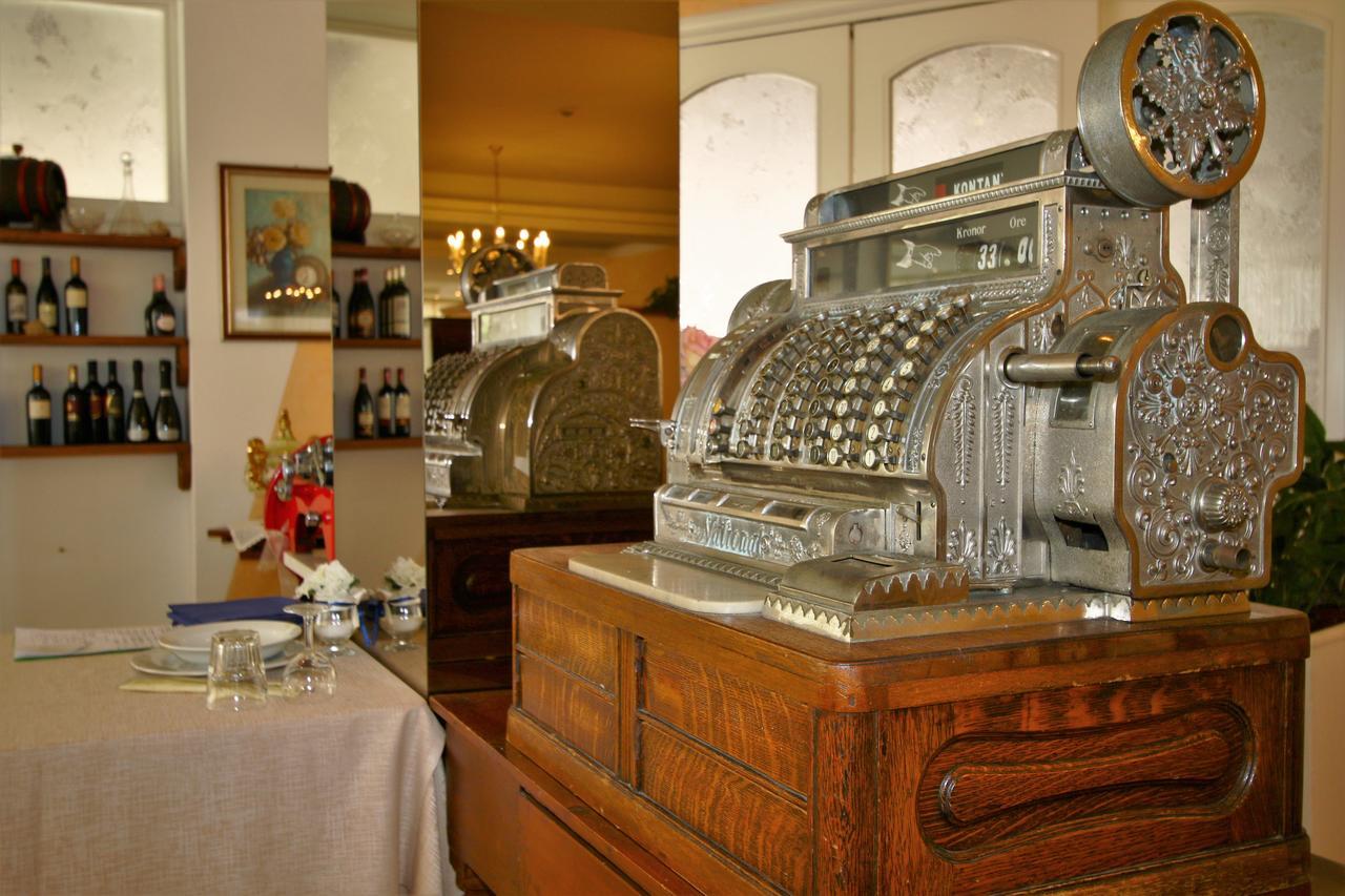 Hotel De Amicis Ριτσόνε Εξωτερικό φωτογραφία