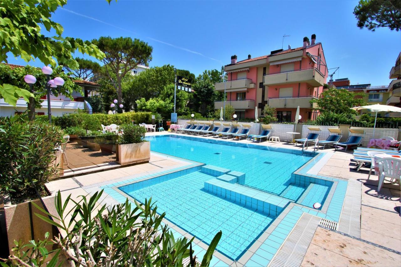 Hotel De Amicis Ριτσόνε Εξωτερικό φωτογραφία