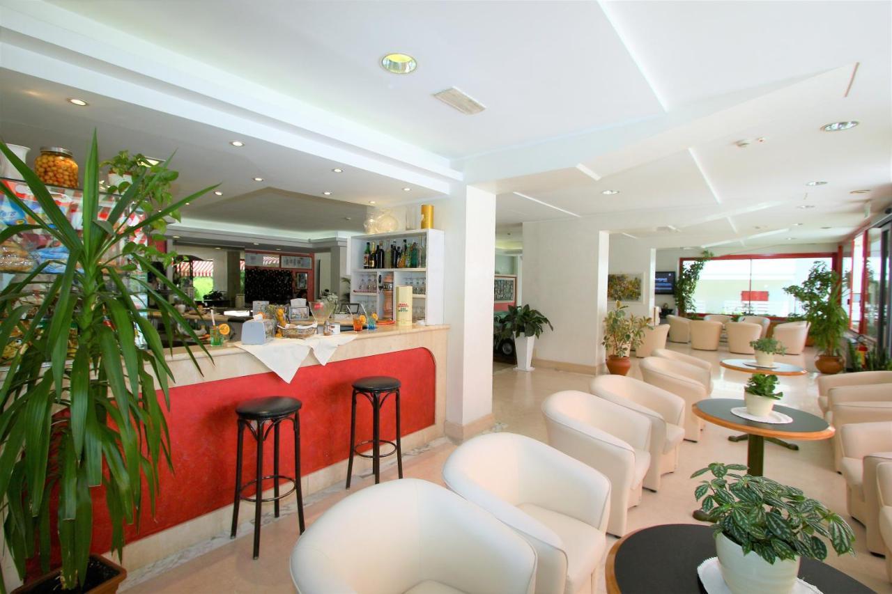 Hotel De Amicis Ριτσόνε Εξωτερικό φωτογραφία
