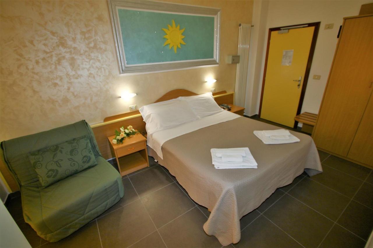 Hotel De Amicis Ριτσόνε Εξωτερικό φωτογραφία